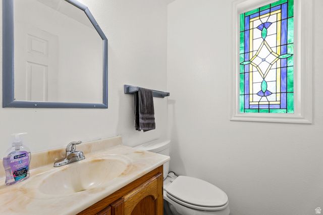 1412 E CENTER ST, Springville, UT 84663