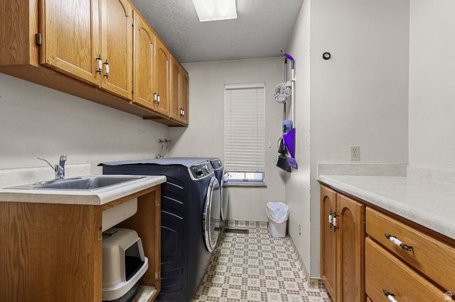 1412 E CENTER ST, Springville, UT 84663