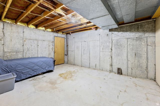 1412 E CENTER ST, Springville, UT 84663