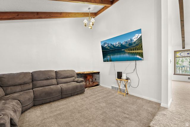1412 E CENTER ST, Springville, UT 84663