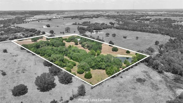 1900 Baron Road, La Grange, TX 78945
