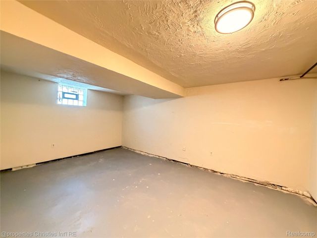 17913 Hanna Street, Melvindale, MI 48122