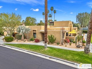 4731 N Winners Circle F, Palm Springs, CA 92264