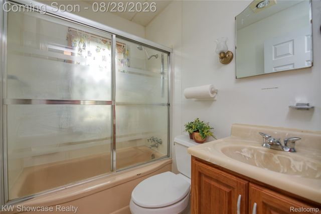 3519 Woodland Drive, Highland Charter Township, MI 48356