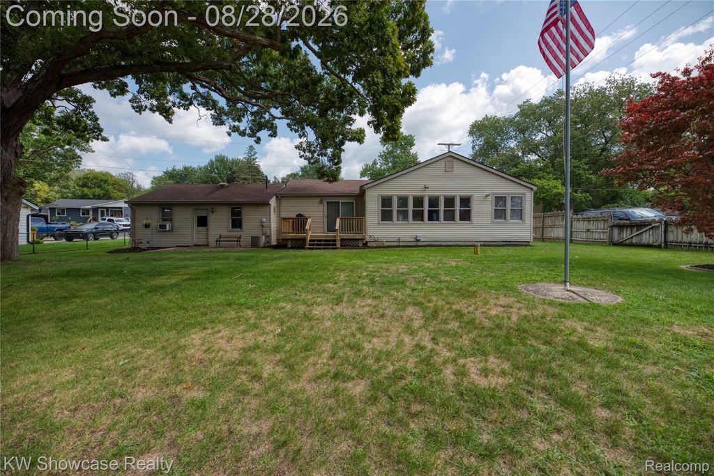 3519 Woodland Drive, Highland Charter Township, MI 48356