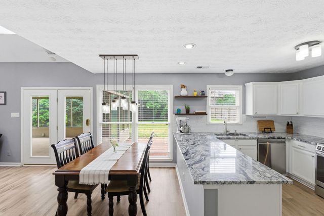 4001 Barnard Drive, Lexington, KY 40509