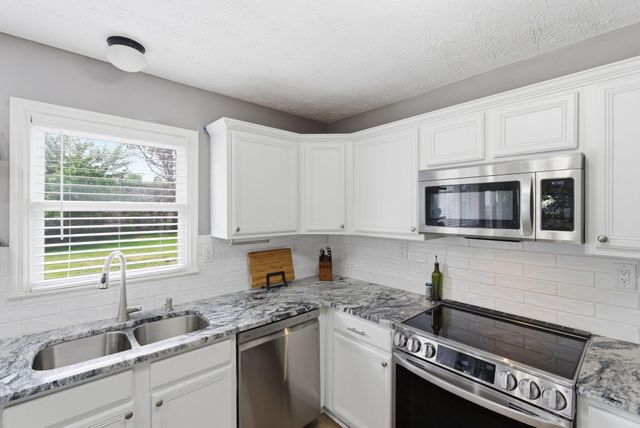 4001 Barnard Drive, Lexington, KY 40509