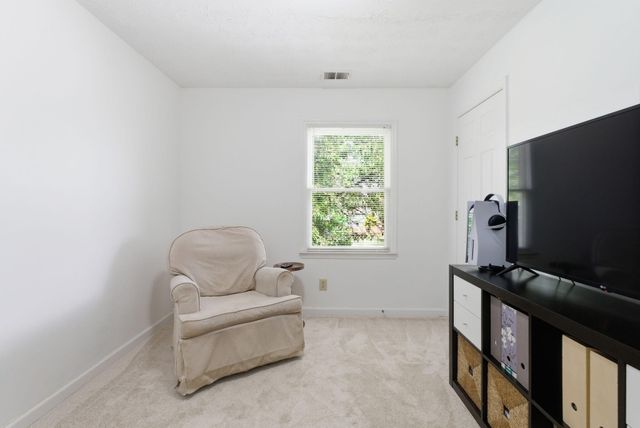 4001 Barnard Drive, Lexington, KY 40509