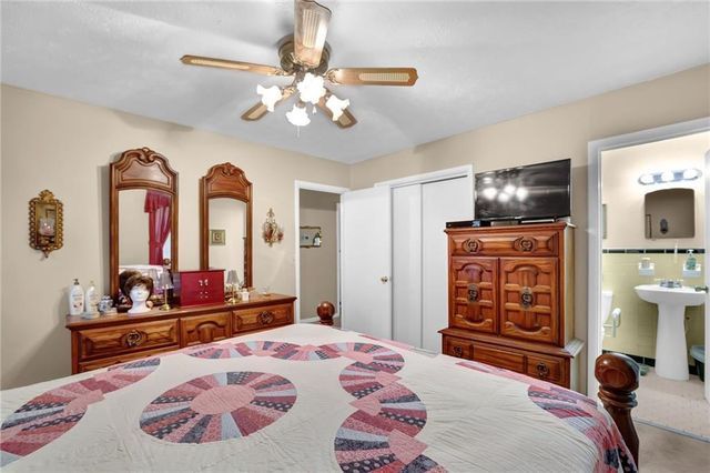 118 Hurt Road SE, Smyrna, GA 30082