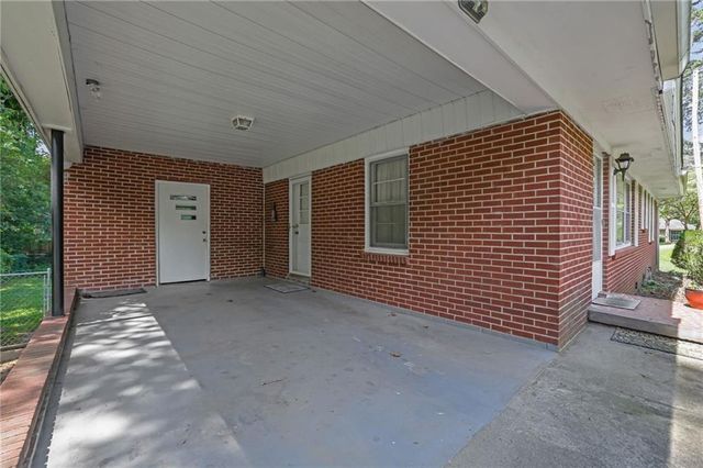 118 Hurt Road SE, Smyrna, GA 30082