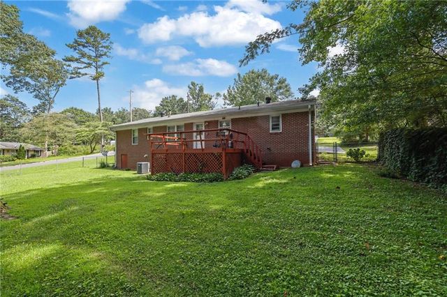 118 Hurt Road SE, Smyrna, GA 30082