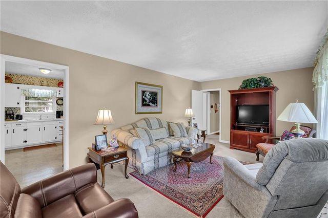 118 Hurt Road SE, Smyrna, GA 30082
