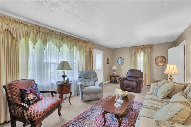 118 Hurt Road SE, Smyrna, GA 30082