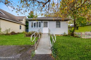 1622 Abbott Avenue, Toms River, NJ 08753