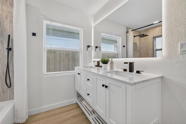 3307 25TH ST N, St Petersburg, FL 33713