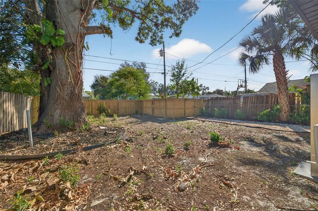 3307 25TH ST N, St Petersburg, FL 33713