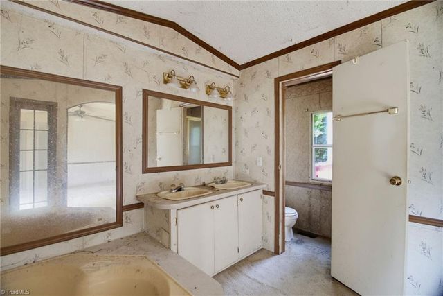 372 Gentry Road, Stokesdale, NC 27357