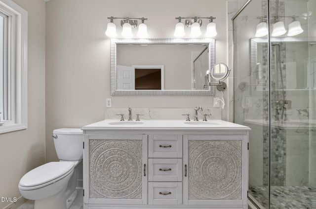 7207 Doverton Court, Raleigh, NC 27615