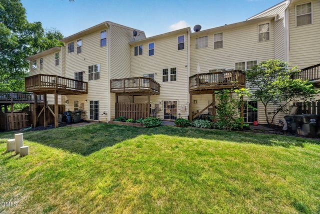 7207 Doverton Court, Raleigh, NC 27615