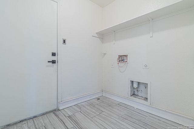 5110 Sunview Vly, San Antonio, TX 78244