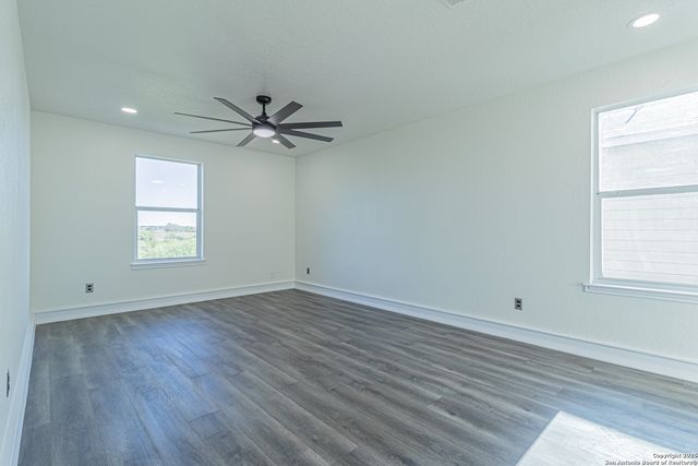 5110 Sunview Vly, San Antonio, TX 78244