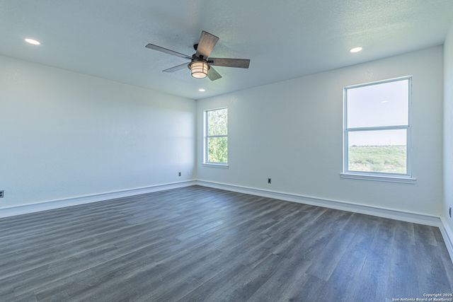 5110 Sunview Vly, San Antonio, TX 78244