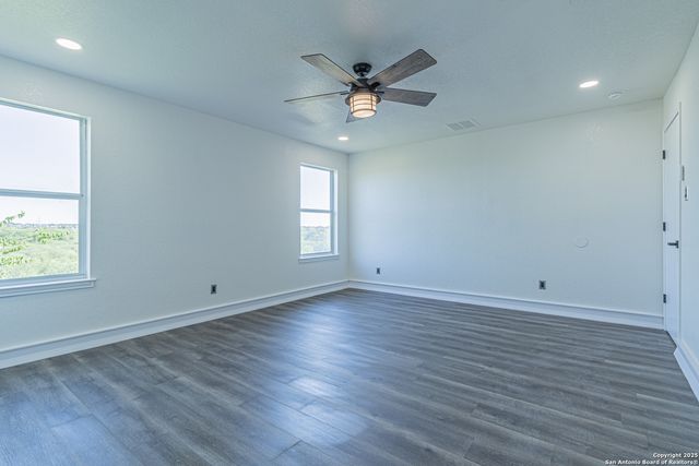 5110 Sunview Vly, San Antonio, TX 78244