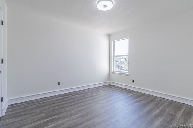 5110 Sunview Vly, San Antonio, TX 78244