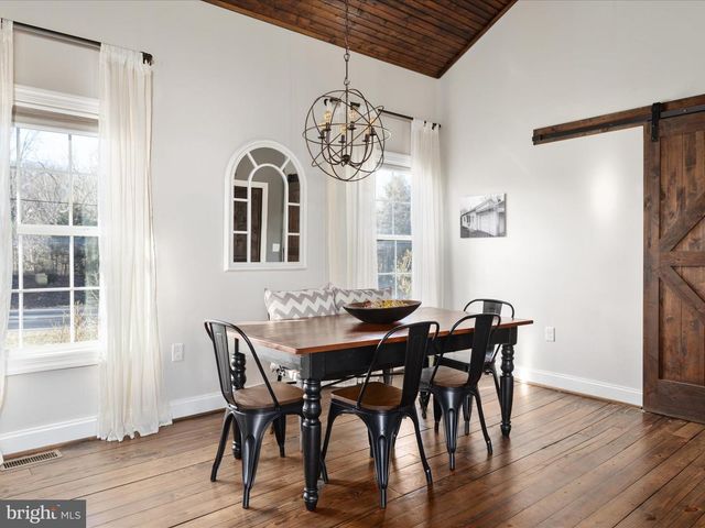 17884 OLD VALLEY PIKE, Edinburg, VA 22824