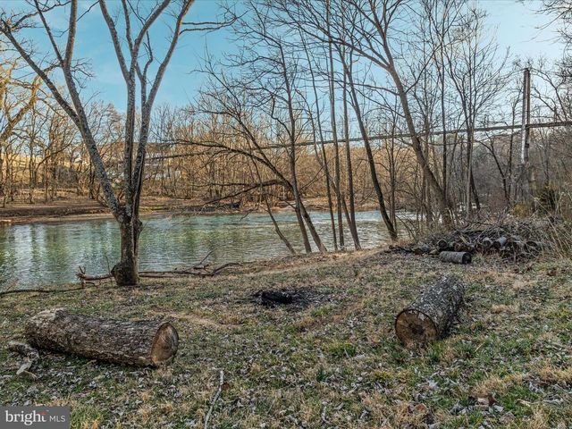 17884 OLD VALLEY PIKE, Edinburg, VA 22824