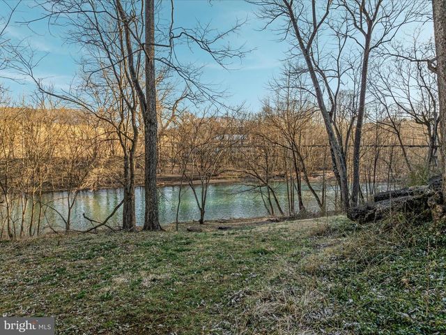 17884 OLD VALLEY PIKE, Edinburg, VA 22824