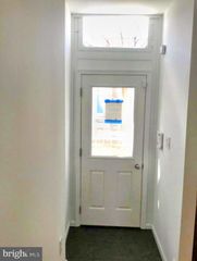 1529 N BOND ST, Baltimore, MD 21213