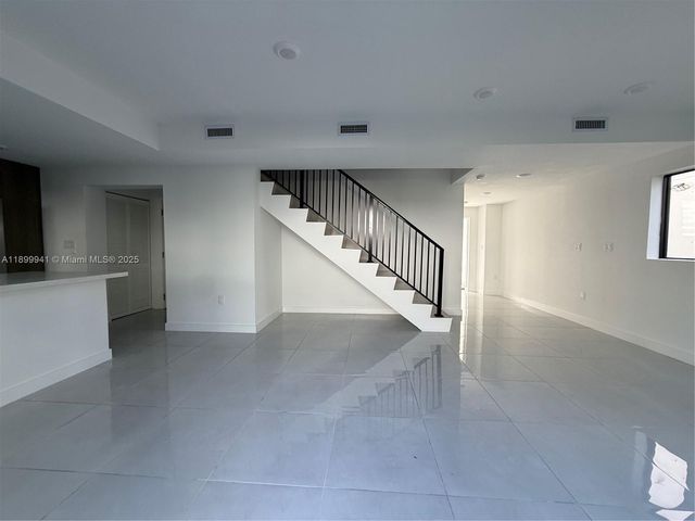 1159 NW 1st St, Florida City, FL 33034