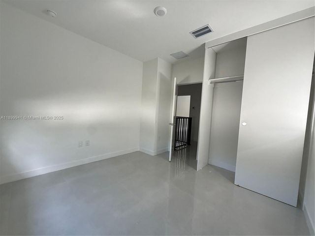 1159 NW 1st St, Florida City, FL 33034