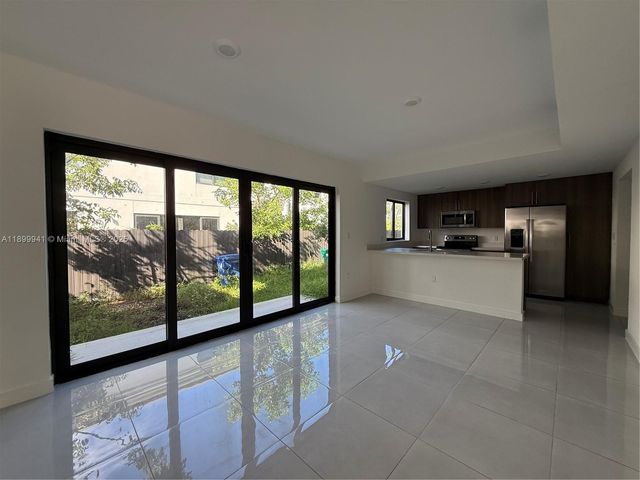 1159 NW 1st St, Florida City, FL 33034