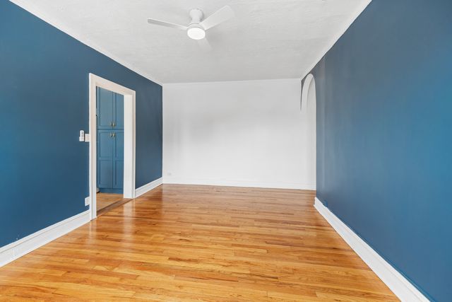 1456 W Hollywood Avenue 3W, Chicago, IL 60660
