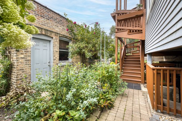 1456 W Hollywood Avenue 3W, Chicago, IL 60660