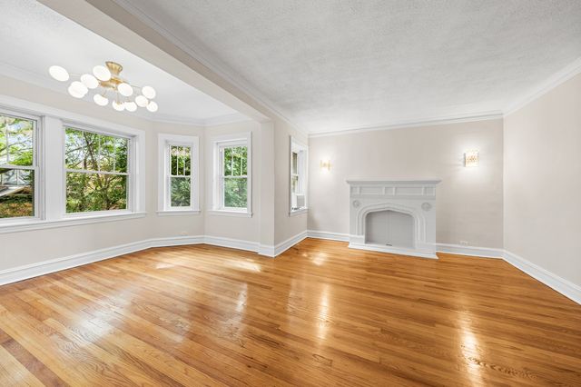 1456 W Hollywood Avenue 3W, Chicago, IL 60660