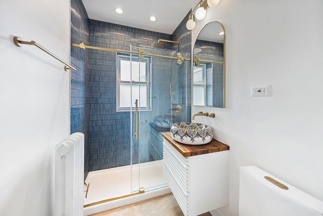 1456 W Hollywood Avenue 3W, Chicago, IL 60660