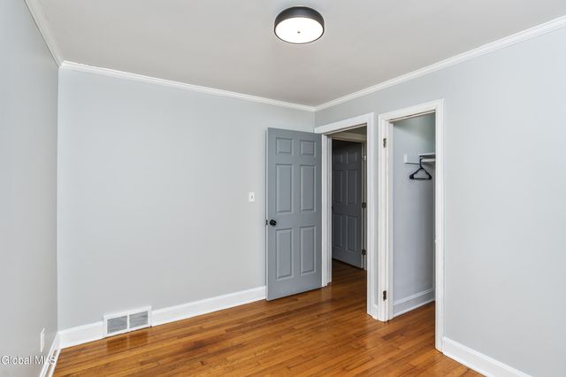 16 Morningside Drive, Guilderland, NY 12303