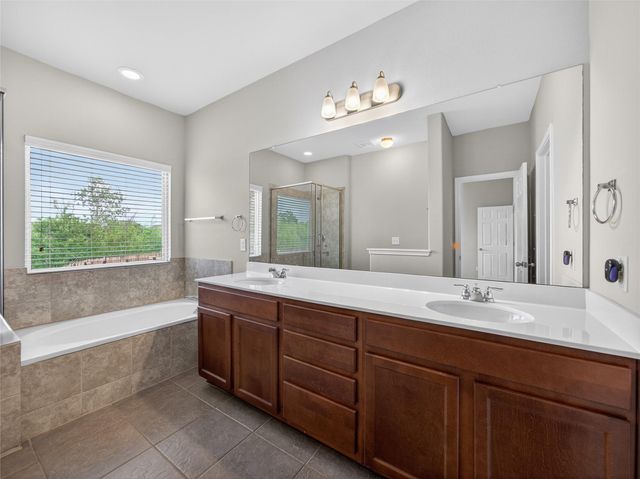 170 Albatross CV, Buda, TX 78610