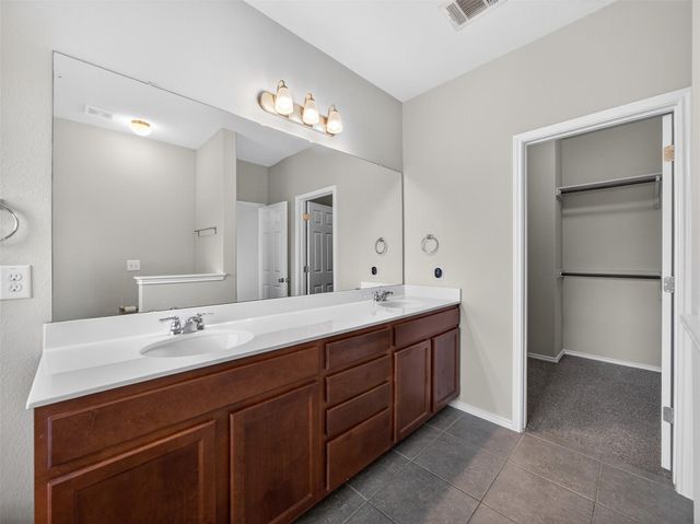 170 Albatross CV, Buda, TX 78610