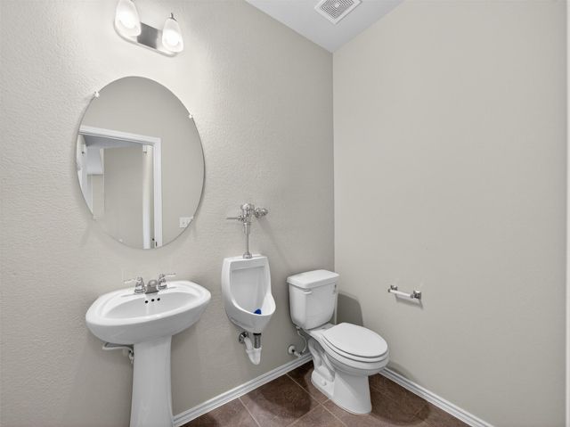 170 Albatross CV, Buda, TX 78610