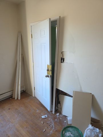 543 E 60TH Street 4, Chicago, IL 60637