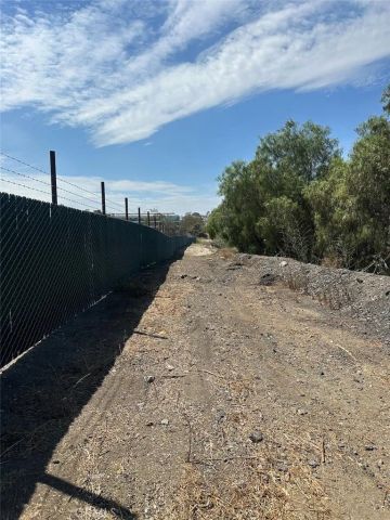 35 0 7207-021-35, Signal Hill, CA 90755