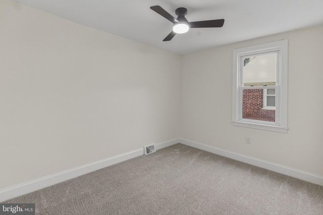 266 DIXIE DR, Carneys Point, NJ 08069
