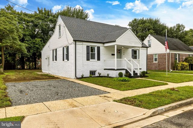 266 DIXIE DR, Carneys Point, NJ 08069