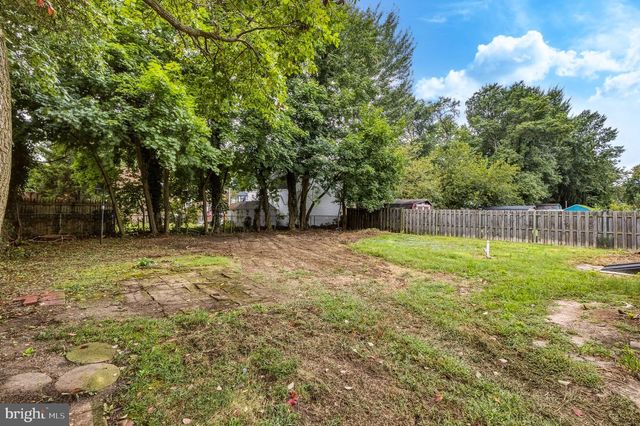 266 DIXIE DR, Carneys Point, NJ 08069