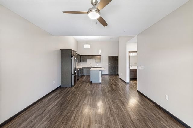 2877 Spring Rose Circle 108, Coralville, IA 52241