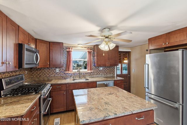 10 W Anchor Drive, Little Egg Harbor, NJ 08087